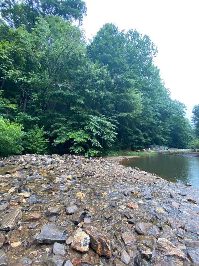אלייז'ה Eagle Mountain River Retreat מראה חיצוני תמונה