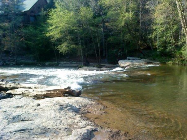 אלייז'ה Eagle Mountain River Retreat מראה חיצוני תמונה